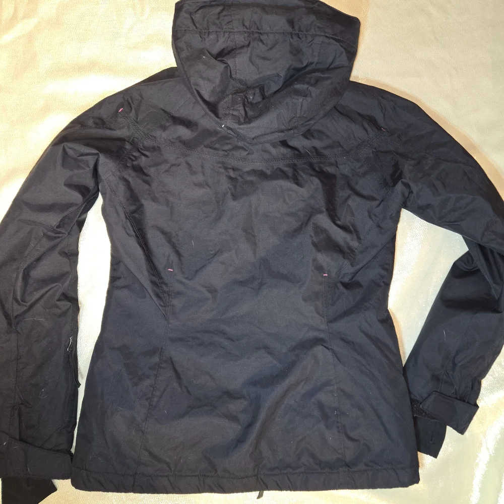 Columbia women's insulated Ski jacket, Omni-Heat model EUC Size XS - Picture 5 of 5